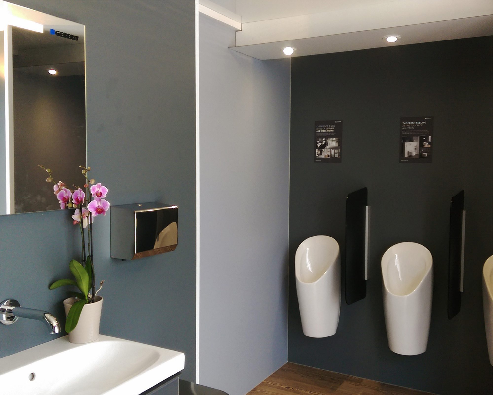 luxury mobile urinals